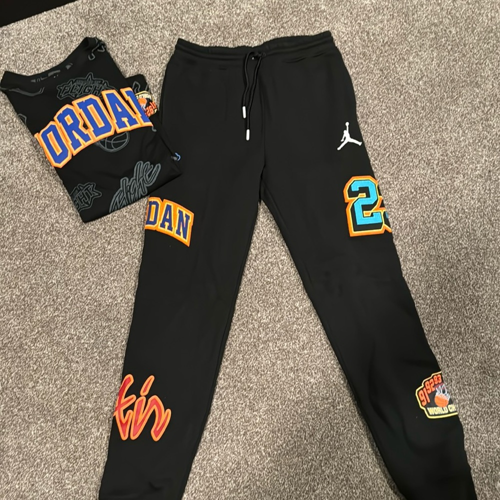 boys jordan set joggin pants and shirt